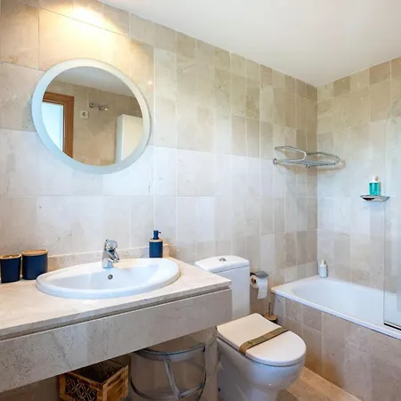 Apartament Amplio De 3 Junto A La Playa, Costalita, Estepona