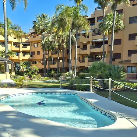 Costalita Amplio Junto A La Playa * Estepona