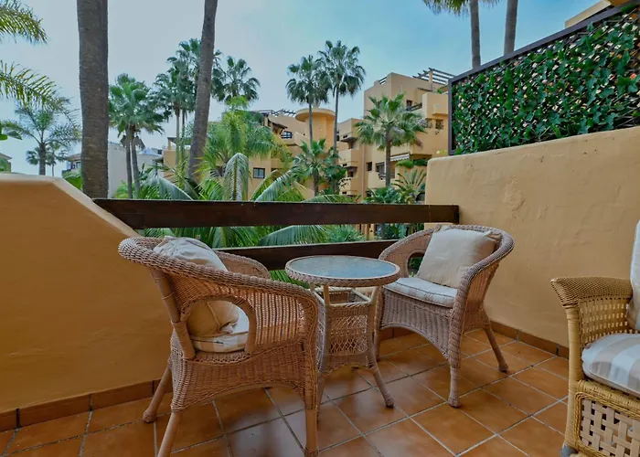 Costalita Amplio Junto A La Playa *