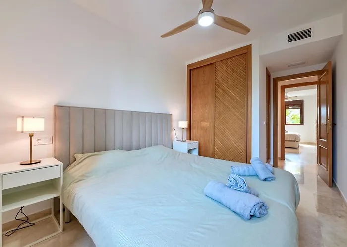 Costalita Amplio Junto A La Playa *