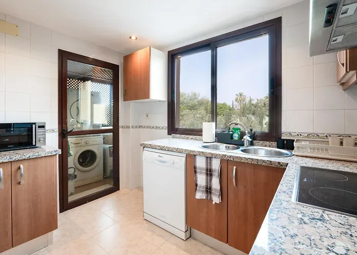 Lägenhet Costalita Amplio Junto A La Playa Estepona